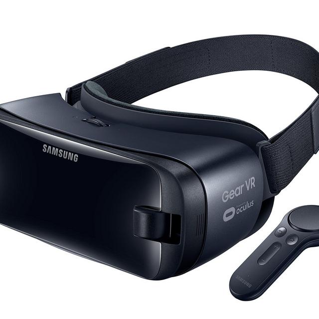 Samsung Gear Virtual Reality with Controller (US Version with Warranty)