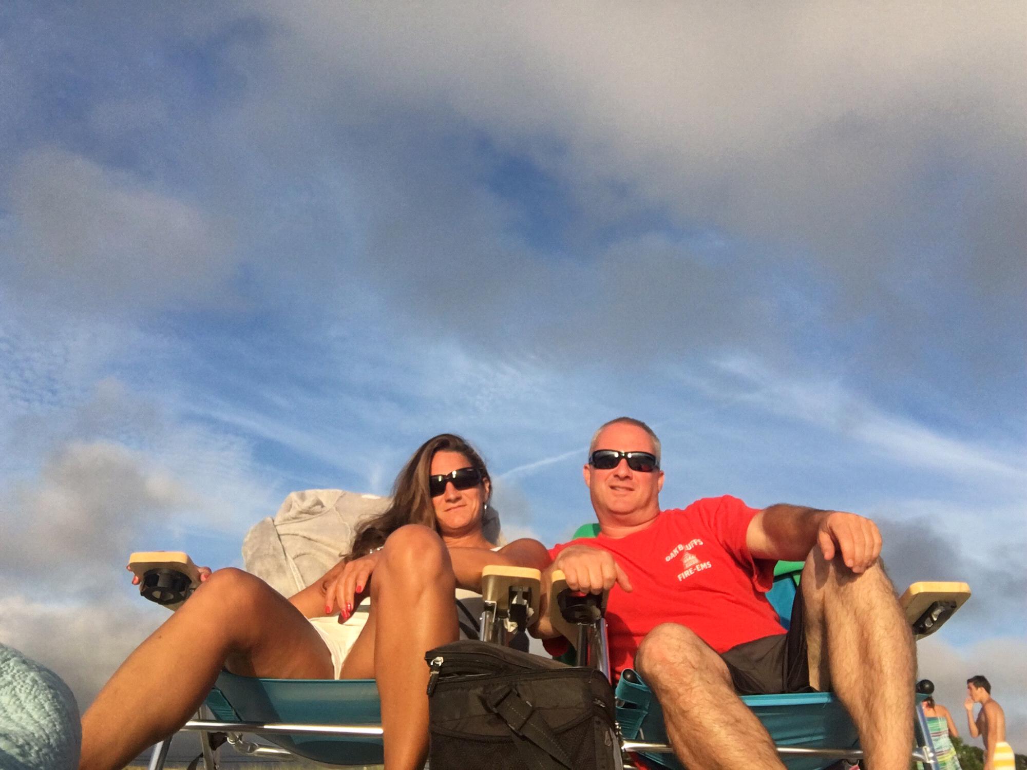 BEACH BUMS