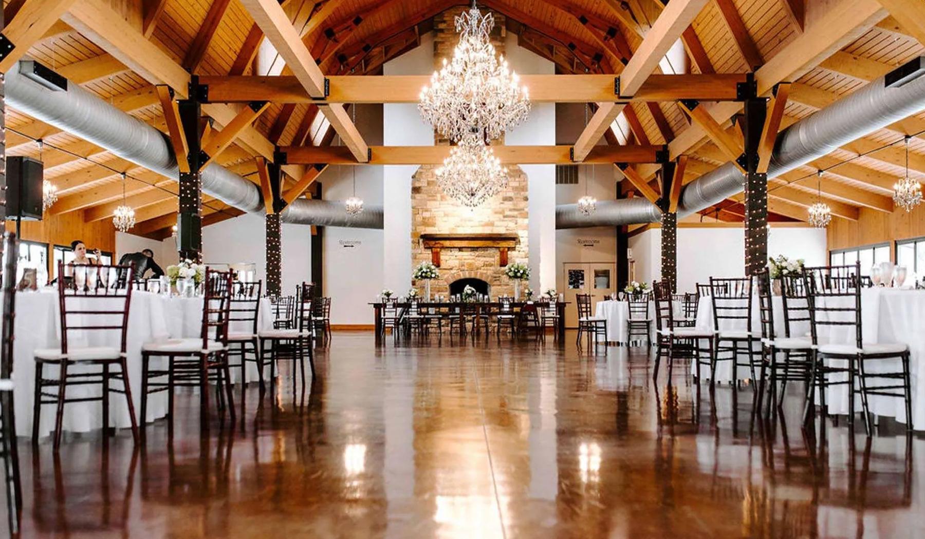 The Wedding Website of Madelyn Fost and Austin Hart
