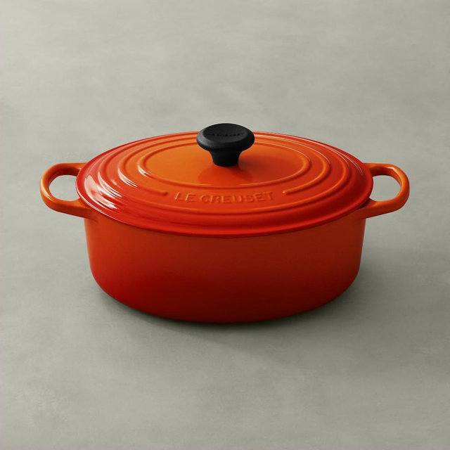 Le Creuset Signature Cast-Iron Oval Dutch Oven, 5-Qt., Flame