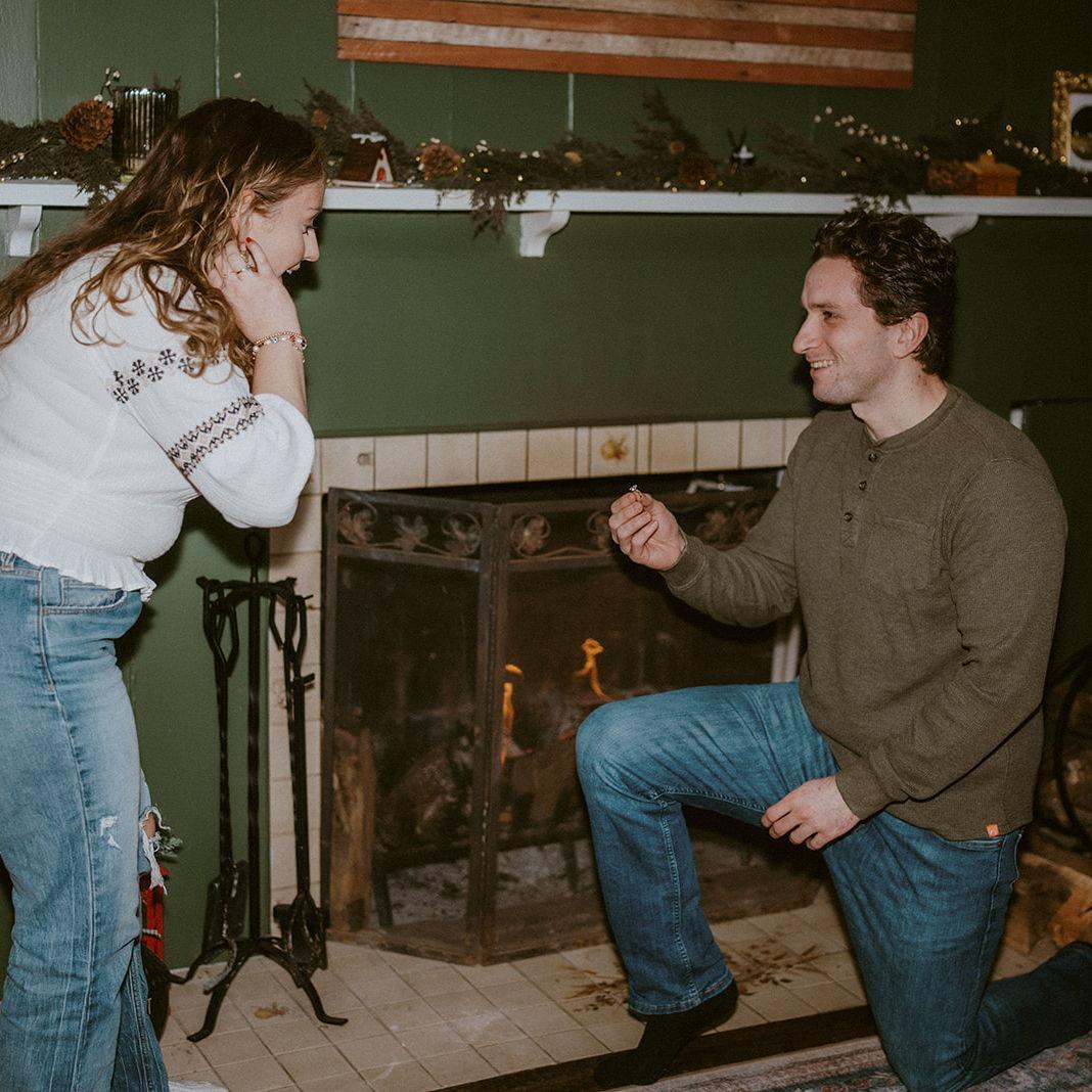 Proposal at a friend's house for a game night on February 18, 2024.