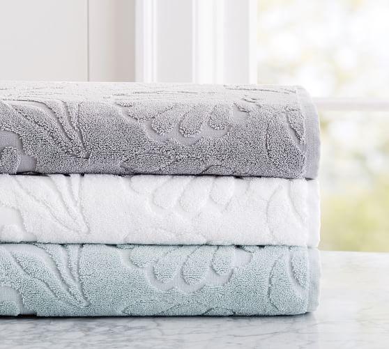 Shell Sculpted 600-gram Weight Bath Towels