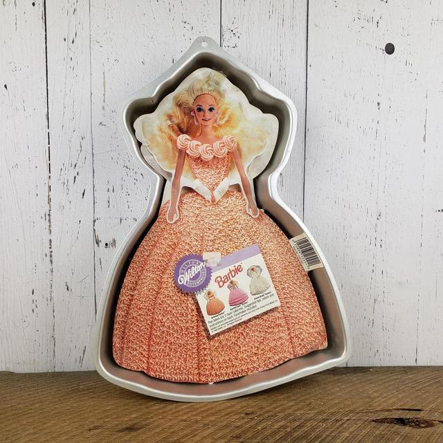 Vintage Barbie Doll Princess Wilton Cake Pan 1992 Mattel Inc. Aluminum 2105-2551 Baking Bake Decorate Birthday Party Baby Shower Celebration