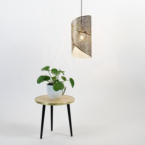 Pendant Lamp 'Filigrana Nº1' size Small (height 41cm / 16"), leaf pattern projecting light, laser-cut in durable, eco-friendly HPL