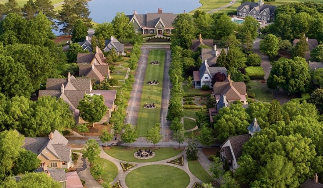 The Wedding Website of Ansley Blake Reeves and Win Hart