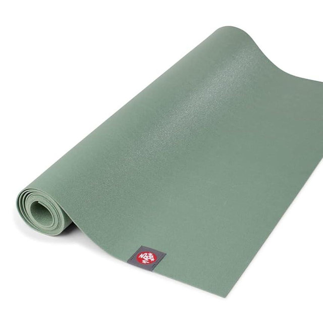 Manduka eKO Superlite Yoga Mat for Travel - Lightweight, Easy to Roll and Fold, Durable, Non Slip Grip, 1.5mm Thick, 71 Inch