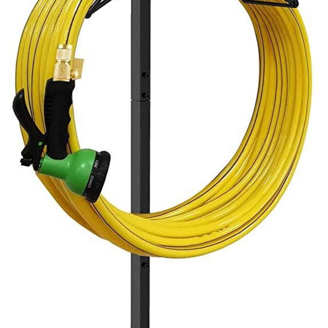 Artigarden Garden Hose Holder - Free Standing Metal Water Hose Stand Heavy Duty Flexible Pipe Storage Hanger Organizer for Lawn & Yard