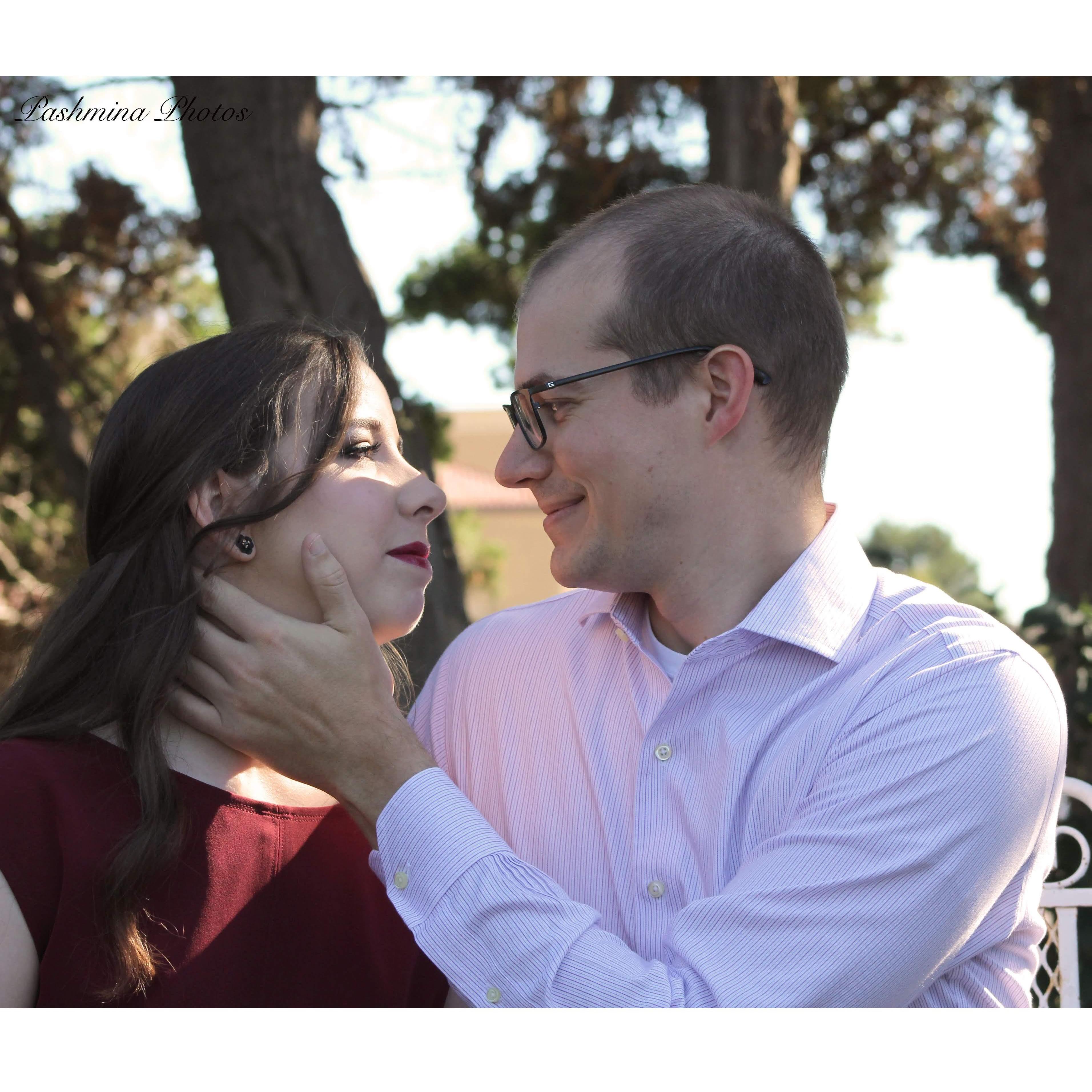 Engagement Photos by Pashmina Photos