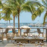 Bayshore Club Bar & Grill