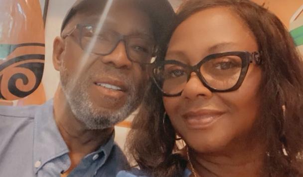 The Wedding Website of Jennifer James-Campbell and Raymond Douthit