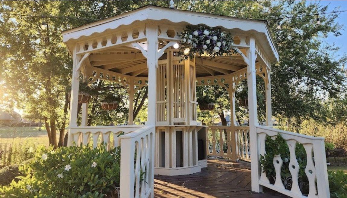 The Wedding Website of Neoshia Beck and Misael Gomez