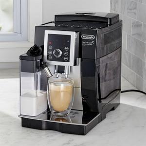 DeLonghi ® Magnifica Super Automatic Beverage Machine