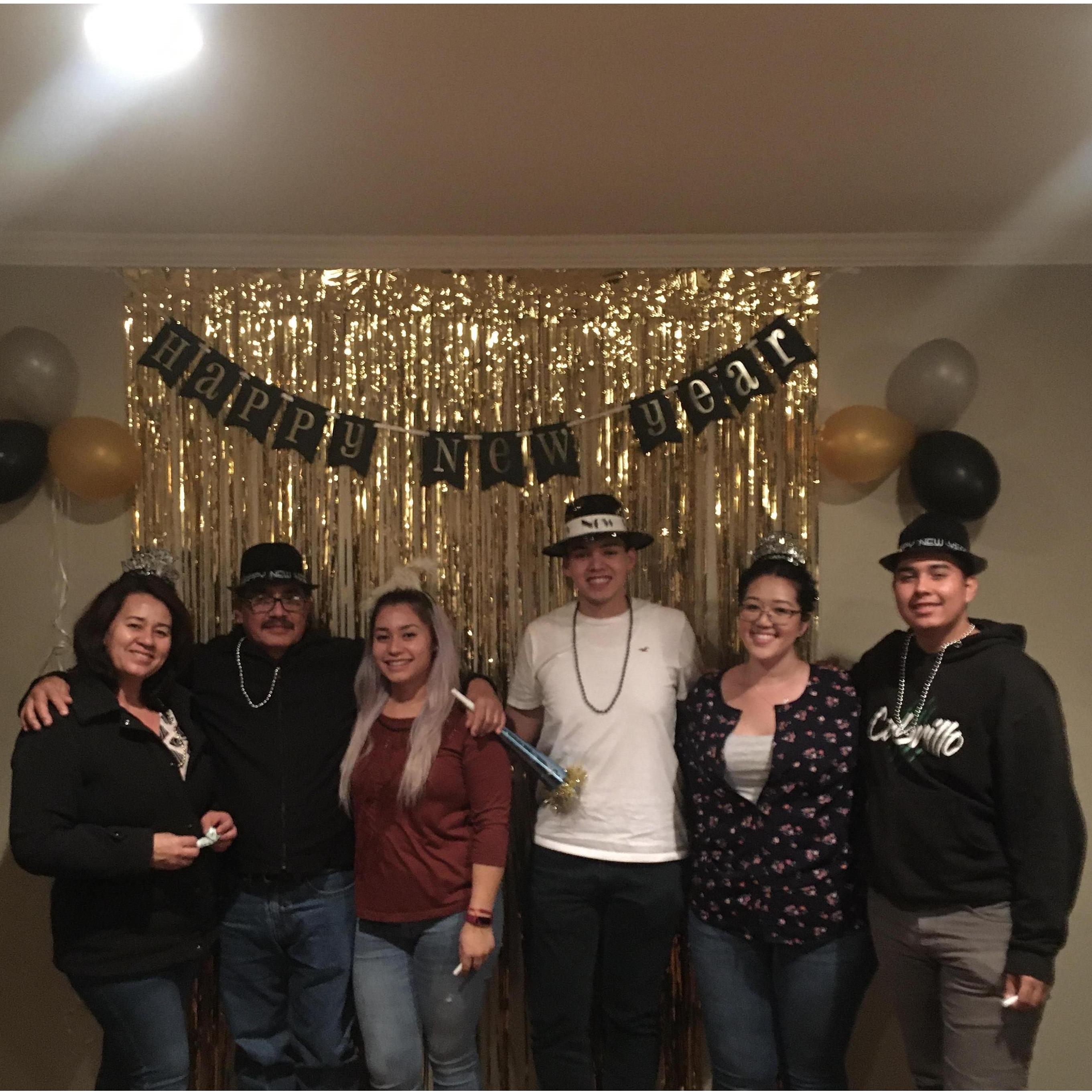 New Years with future in laws / Año Nuevo con la futura familia