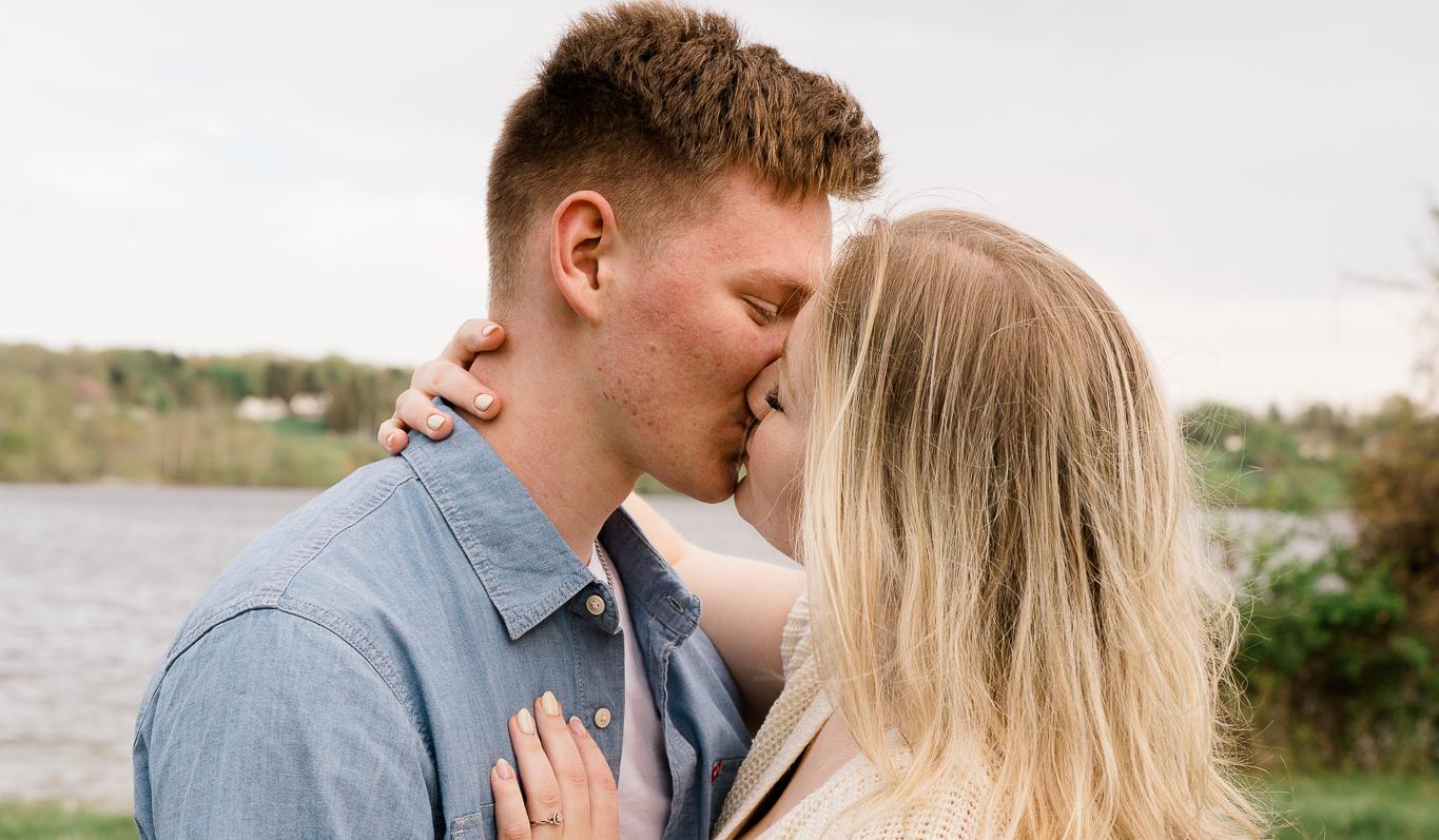 The Wedding Website of Victoria Harrison and Ryan Hobwood