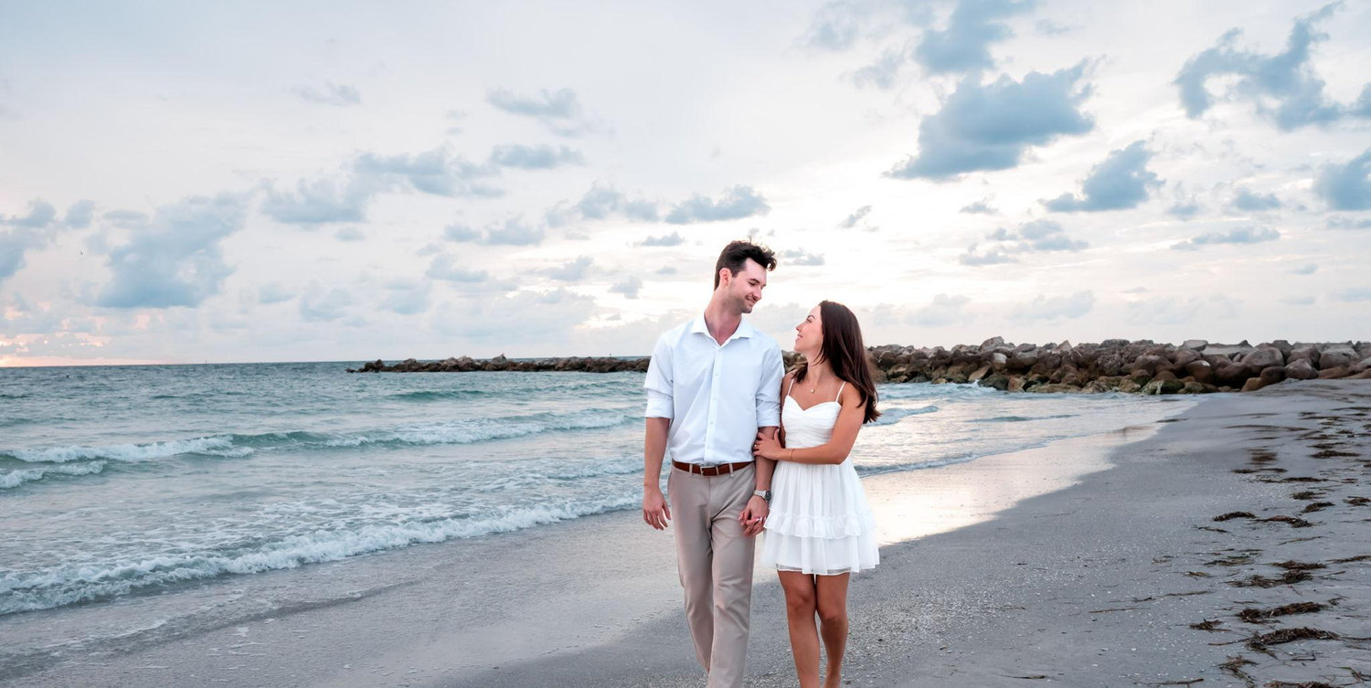 The Wedding Website of Isabela Romao and James Ridgway