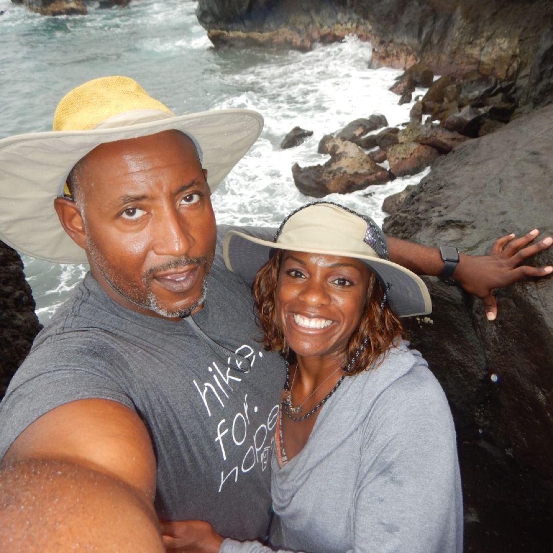 Maui… Black sand beach, exploring