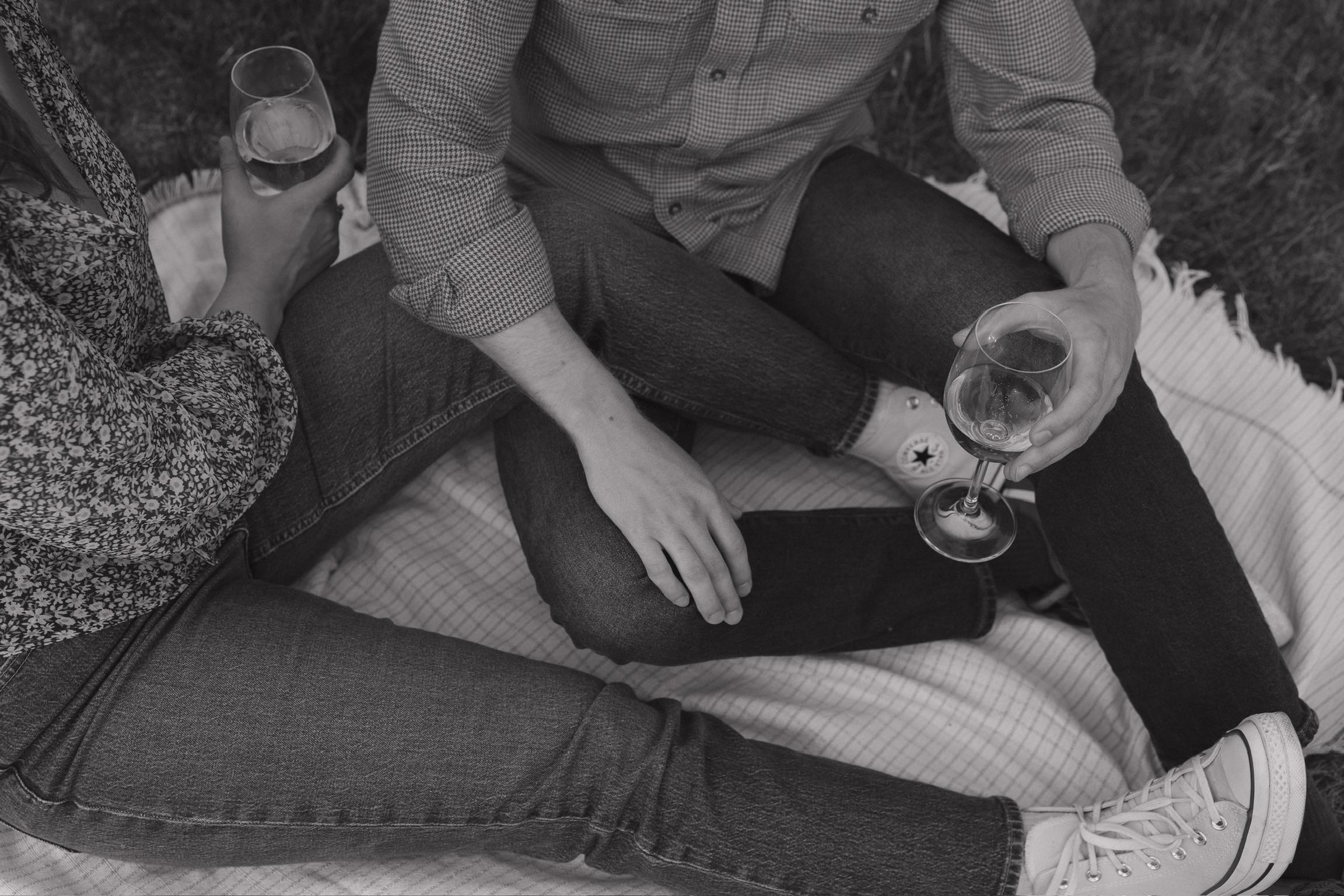 The Wedding Website of Jenny Mayhugh and Devin Bembnister