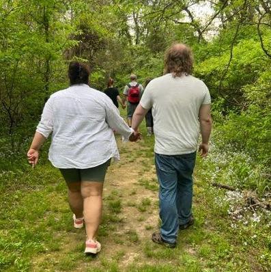 We love hiking with our family!