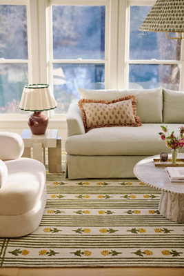 Hand Tufted and Hooked 100% Wool Floral Rug