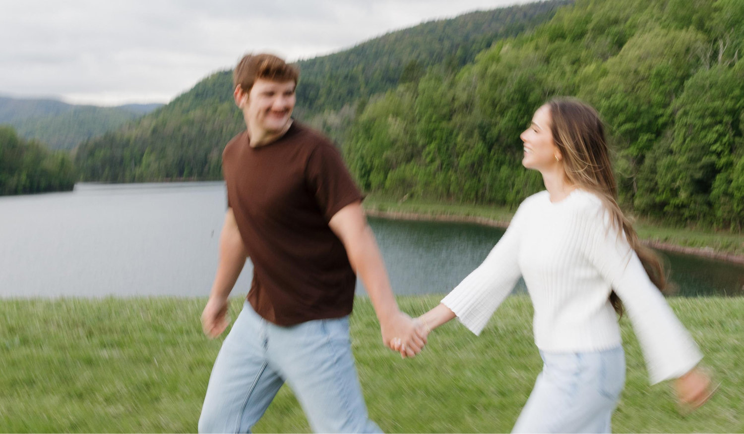 The Wedding Website of Rebekah Cashion and Derek Wakefield