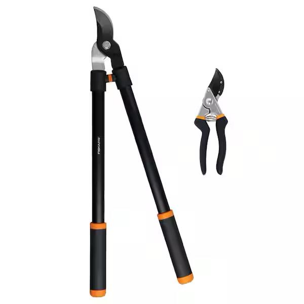 Fiskars 2-Piece Lopper and Hand Pruner Garden Tool Set 2009524