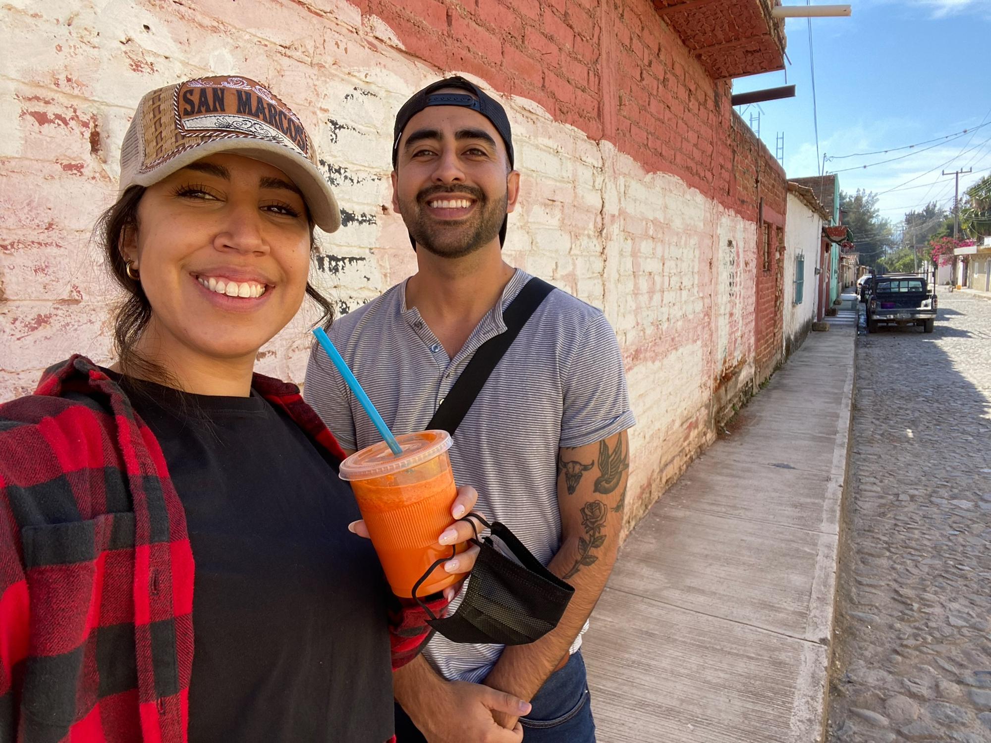 Riana's First Time In San Marcos/La Primera Visita De Riana En San Marcos