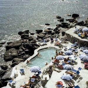 HONEYMOON HOTEL