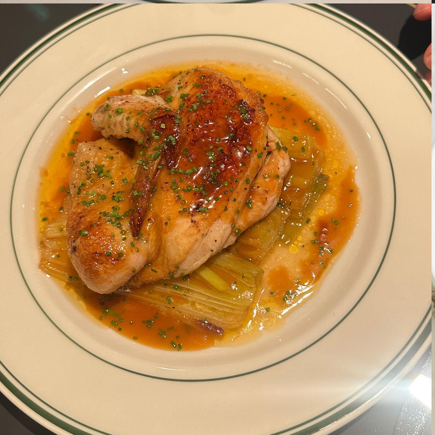 A quick preview into a meal at Lindsay & Ian's honeymoon in France (+ Lindsay's mom loved the leeks)
Truffled Chicken, Sauce Albufara, Creamed Leeks