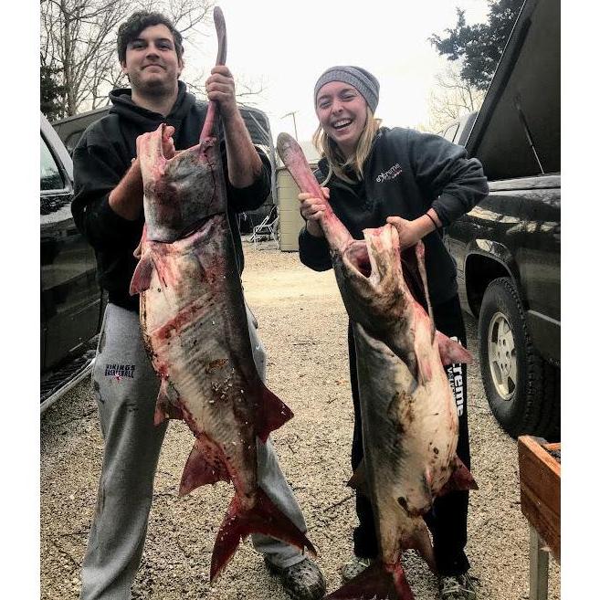 The fish on the right is bigger ;)