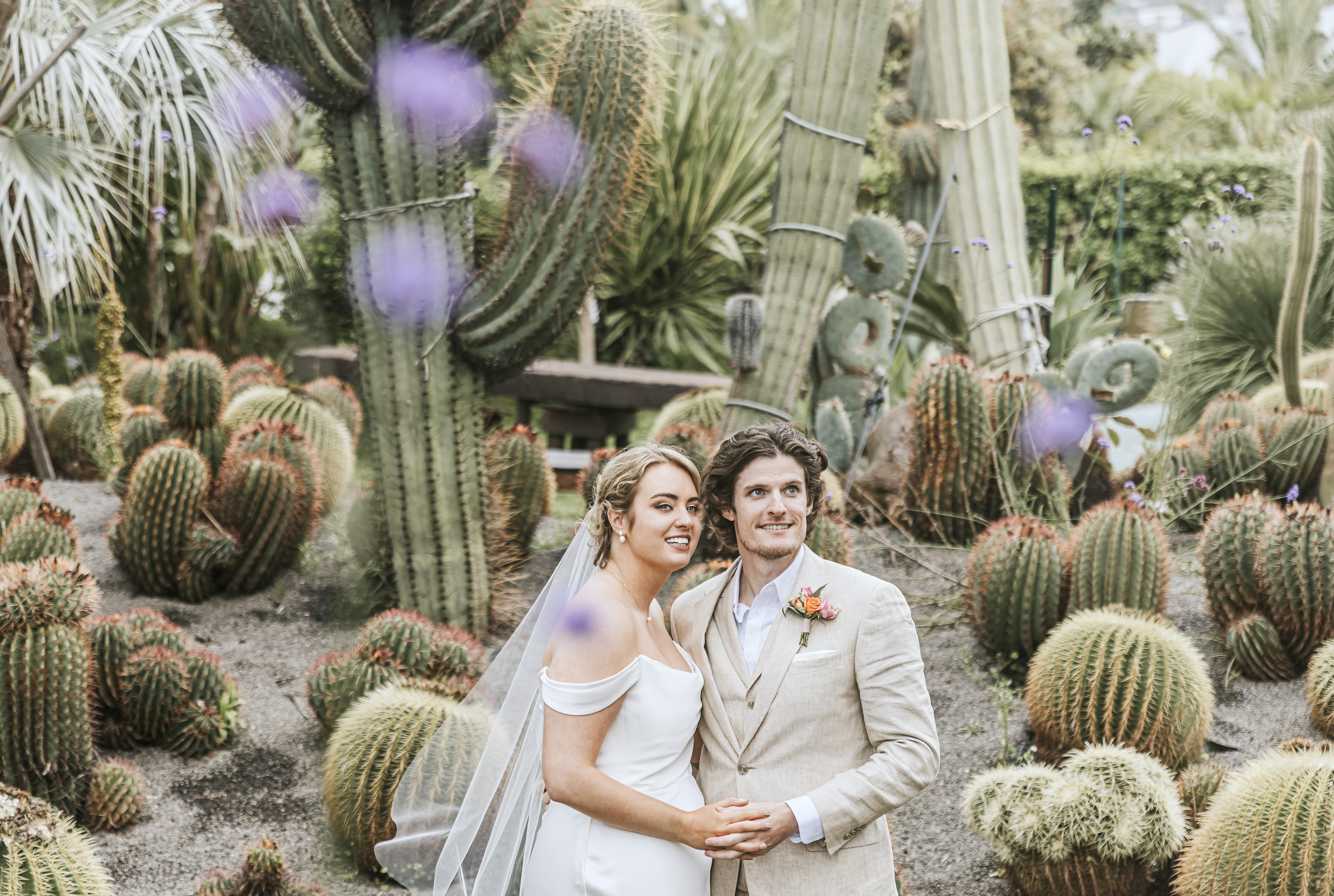 The Wedding Website of Megan Falls and Jon Vincze