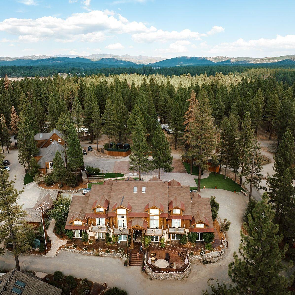 The Wedding Website of Maddy Fischer and Henry Horita