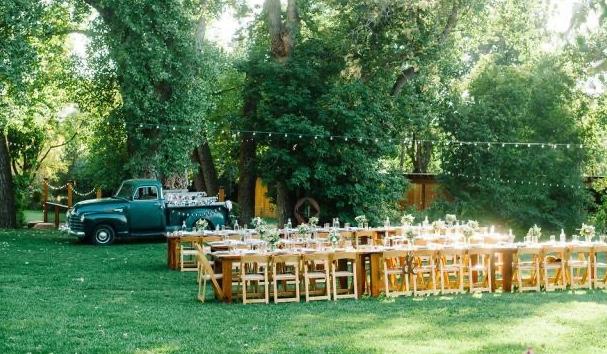 The Wedding Website of Jake Winckowski and Tessa Kettelle