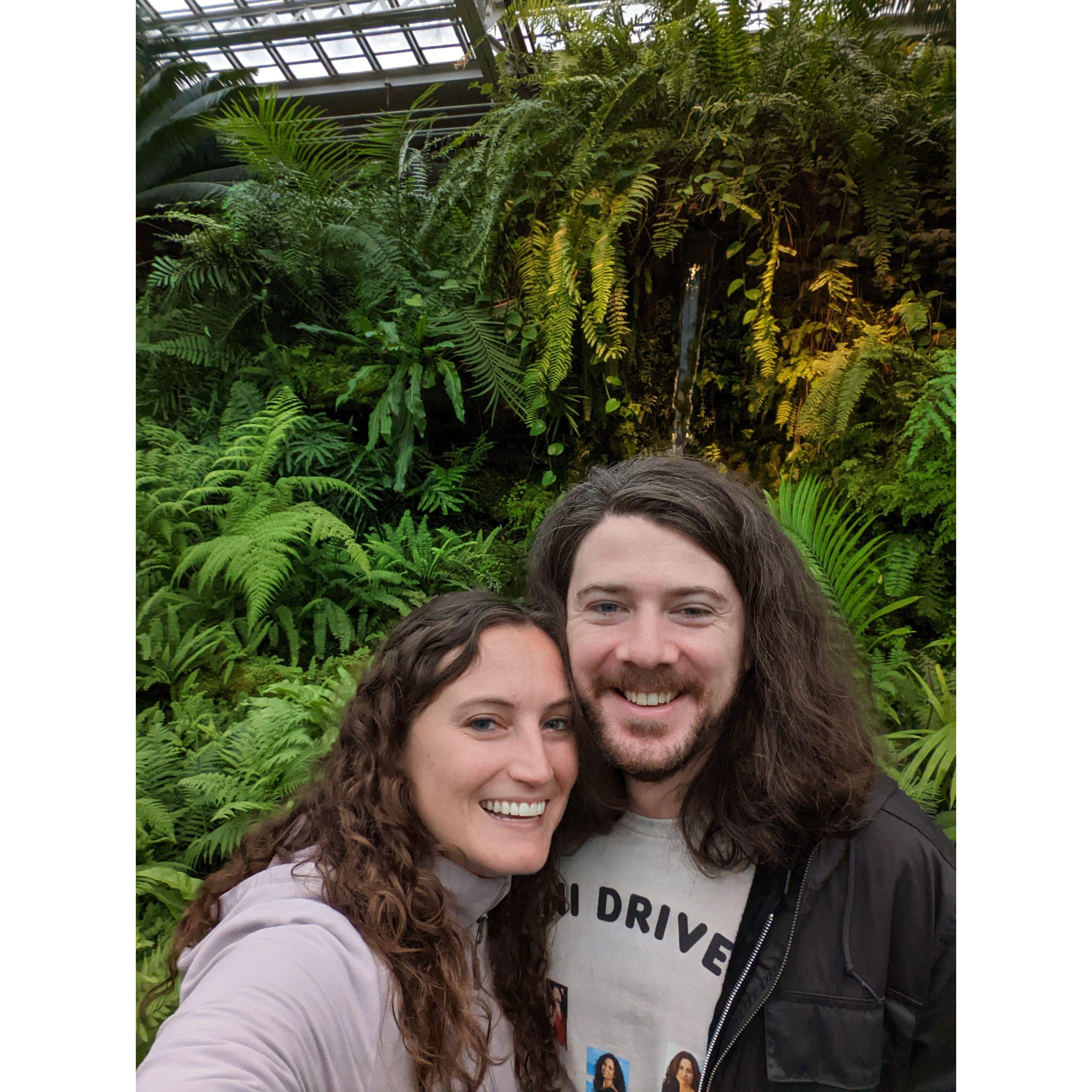 5/1/22: Lala Lala at Garfield Park Conservatory