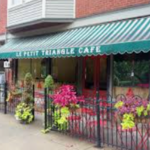 Le Petit Triangle Cafe