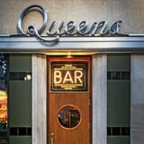 Queens Bar Detroit