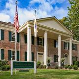 Macculloch Hall Historical Museum