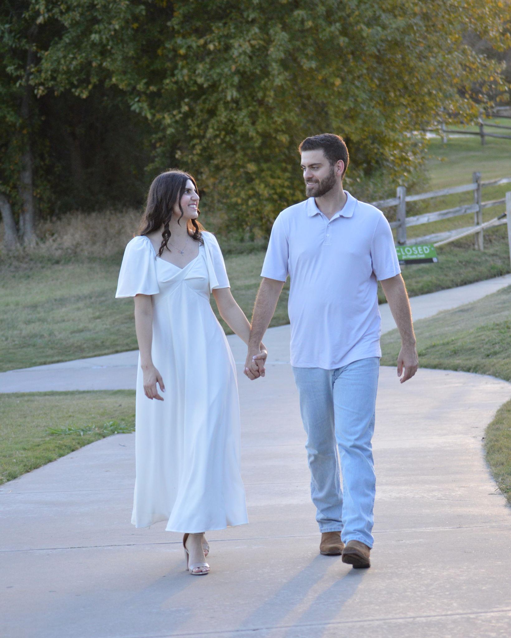 The Wedding Website of Isabella Manos and Brayden Bledsoe