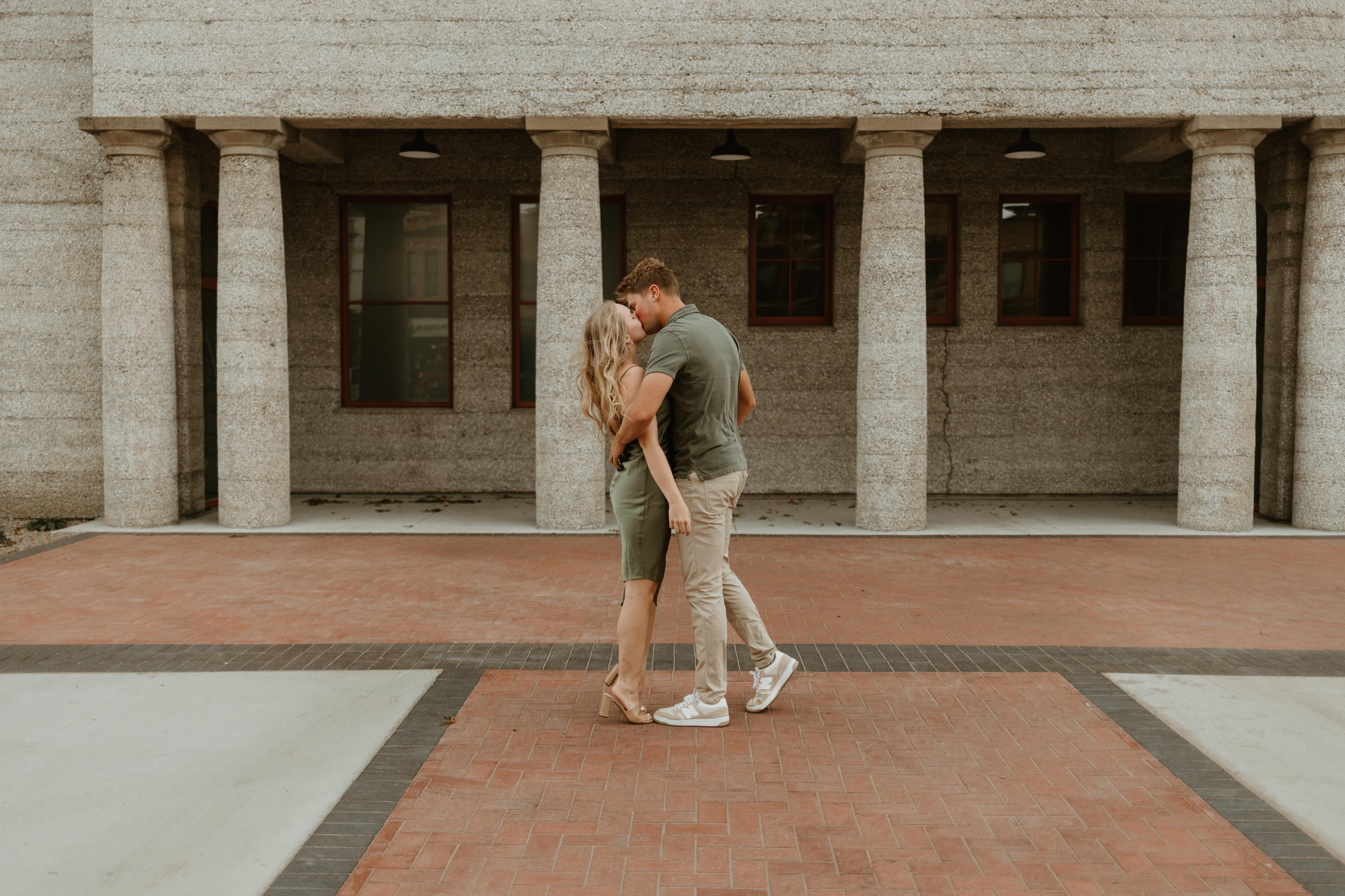 The Wedding Website of Alexis Levy and Kolby Weigel