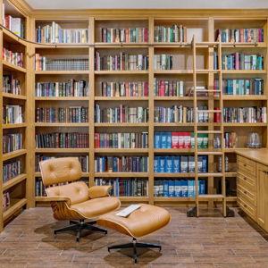 Bookshelves Fund