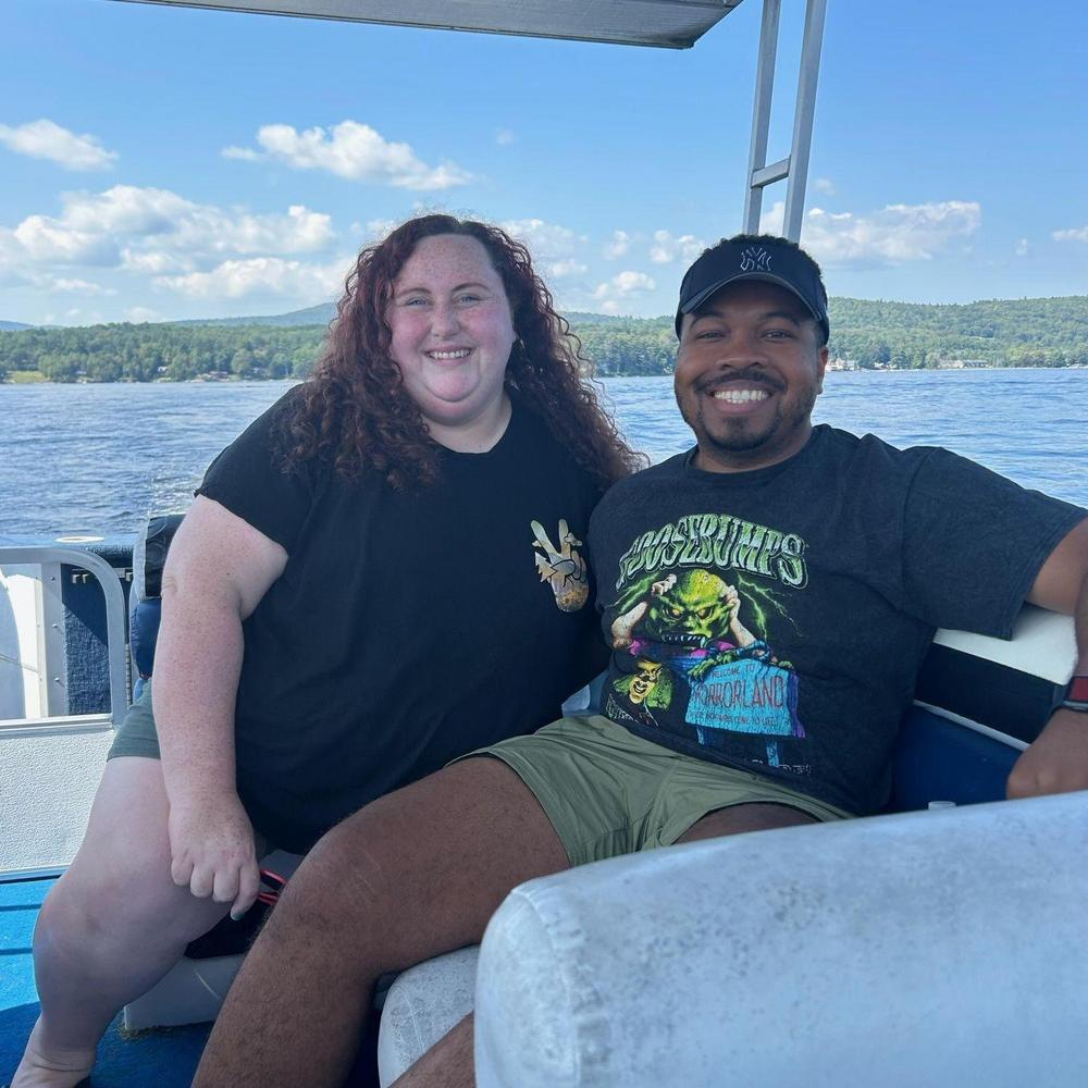 Angela Diekhaus and Brandon Miller's Wedding Website, image size:1000x1000