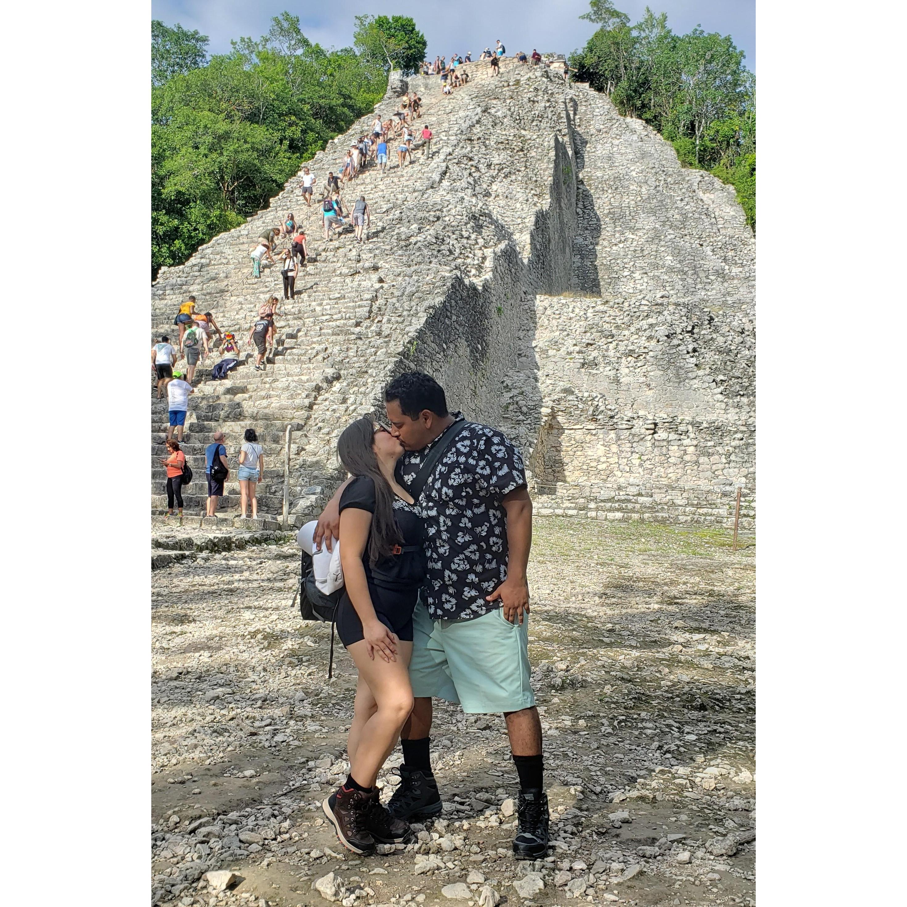 Coba Pyramid Kiss