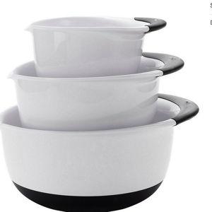 OXO Good Grips 3-Piece Mixing Bowl Set OXO Good Grips 3-Piece Mixing Bowl Set