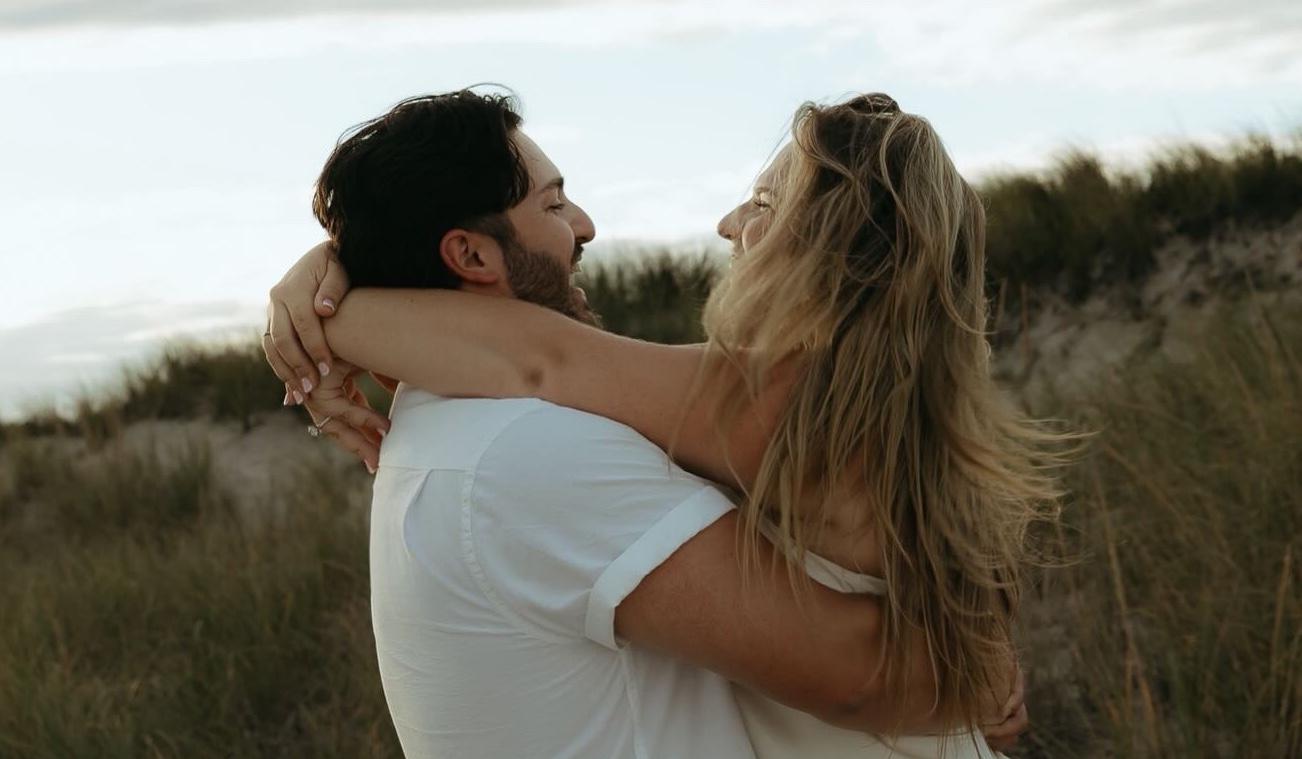 The Wedding Website of Hana O’Neill and Peter Conti
