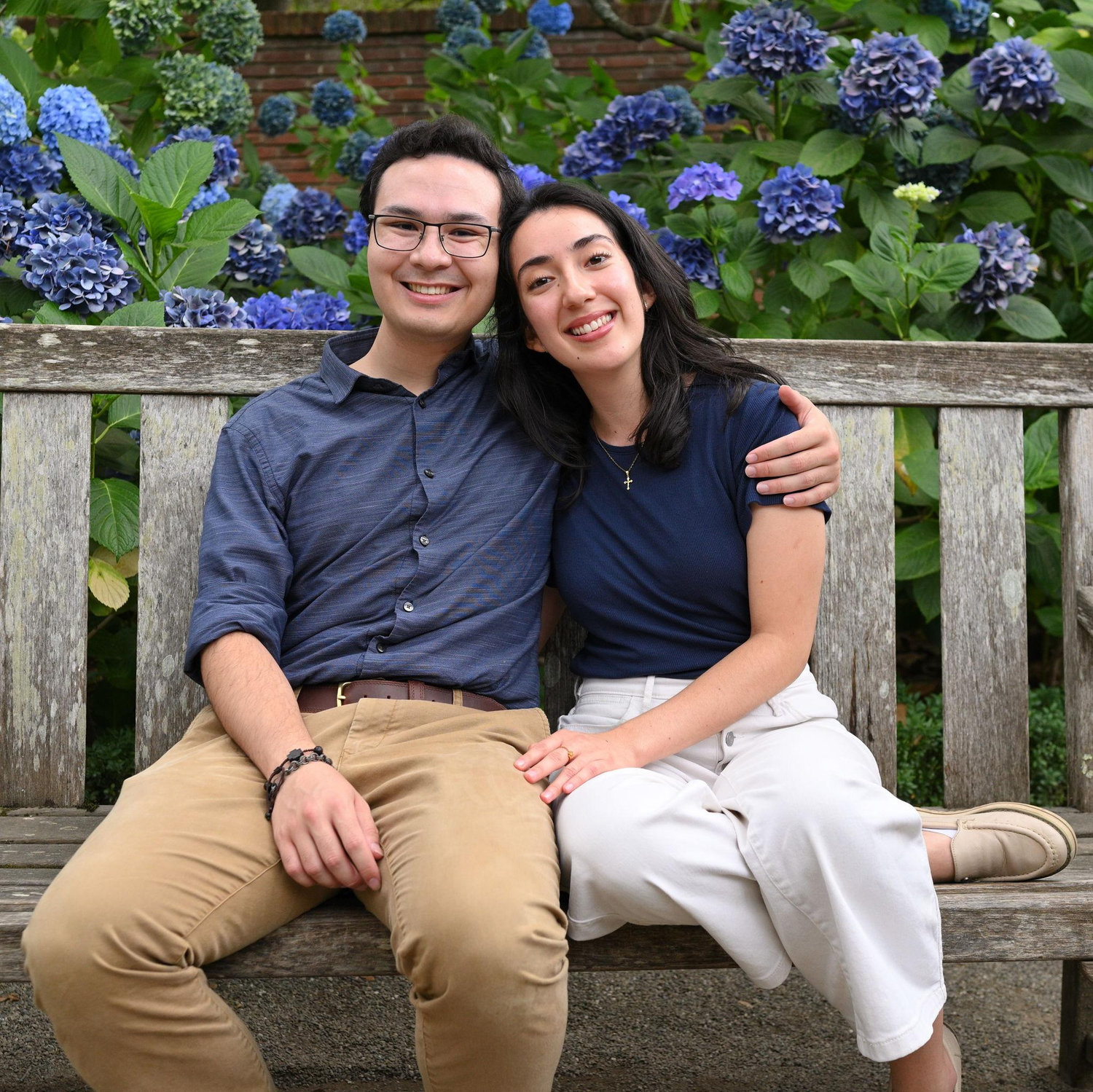 Nos hicimos novios en los Jardines Filoli. / We made things official at Filoli Gardens