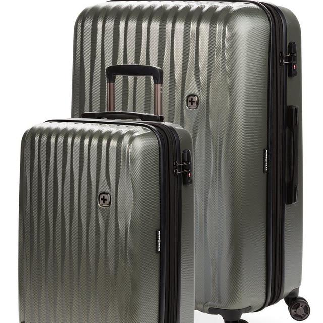 Swissgear 7272 Energie Expandable 2pc Hardside Spinner Luggage Set- Olive