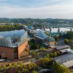 Tennessee Aquarium in Downtown Chattanooga