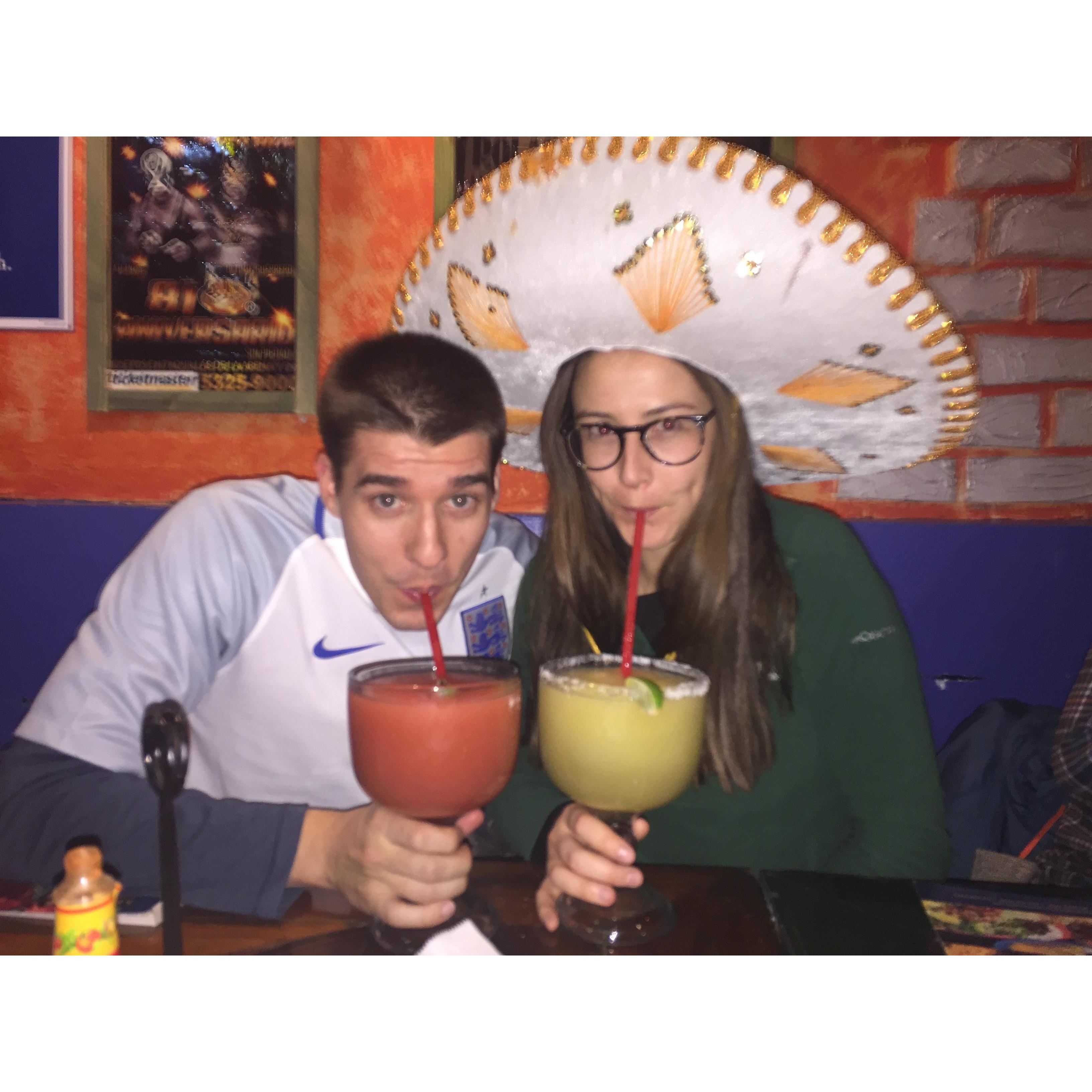 El Burro Loco, CWE, Las margaritas grandes