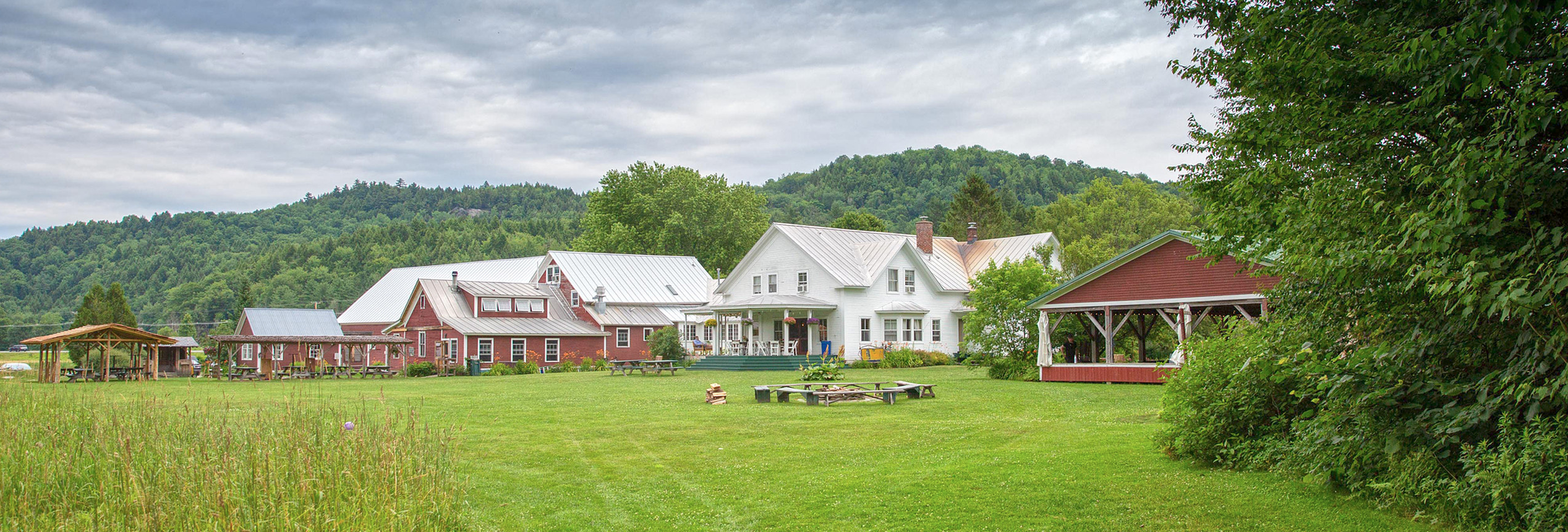The Wedding Website of Hannah Goldstein and John Parker
