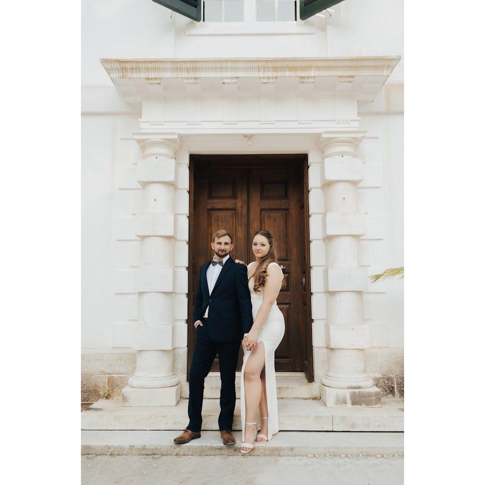 Our engagement photos! - May 2023