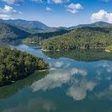 Nantahala Lake